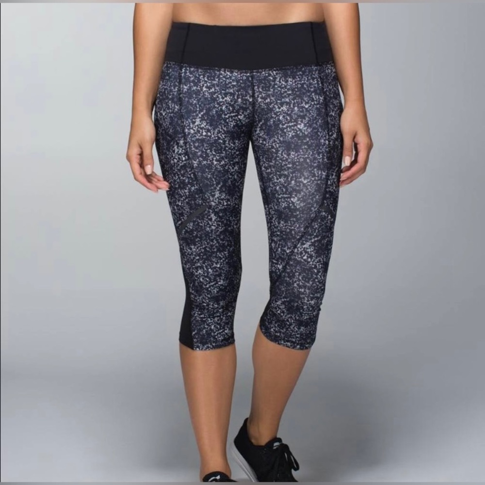 LULULEMON Hop To It Crop Full-On Luxtreme